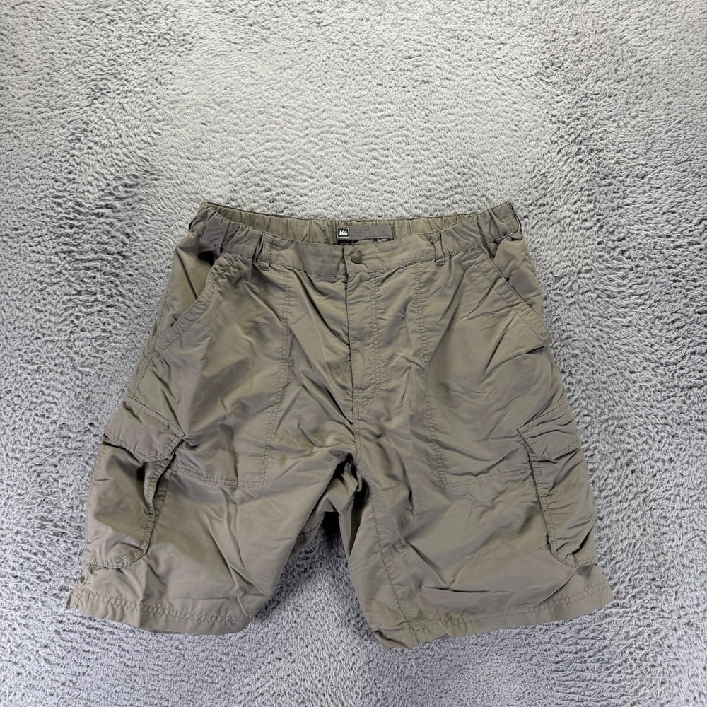 REI Co-op Shorts Men's XL Green Nylon Cargo Travel Gorpcore Camping Hiking